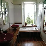 فندق Domaine Du Breuil 3*
