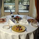 فندق Domaine Du Breuil